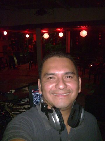 Sin Nombre